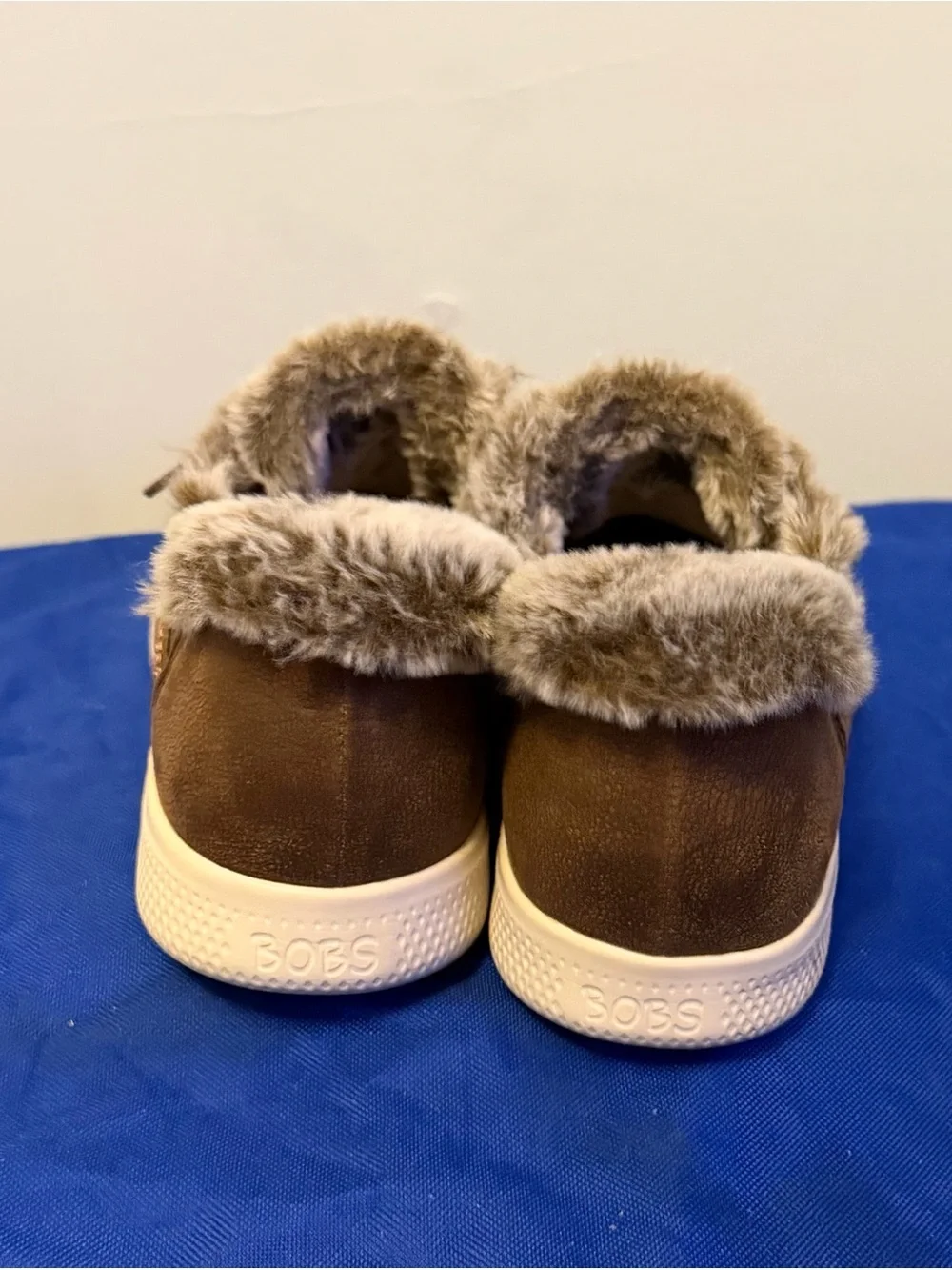 Women’s Skechers SLIP INS Brown with Faux-Fur Trim Casual Sneakers